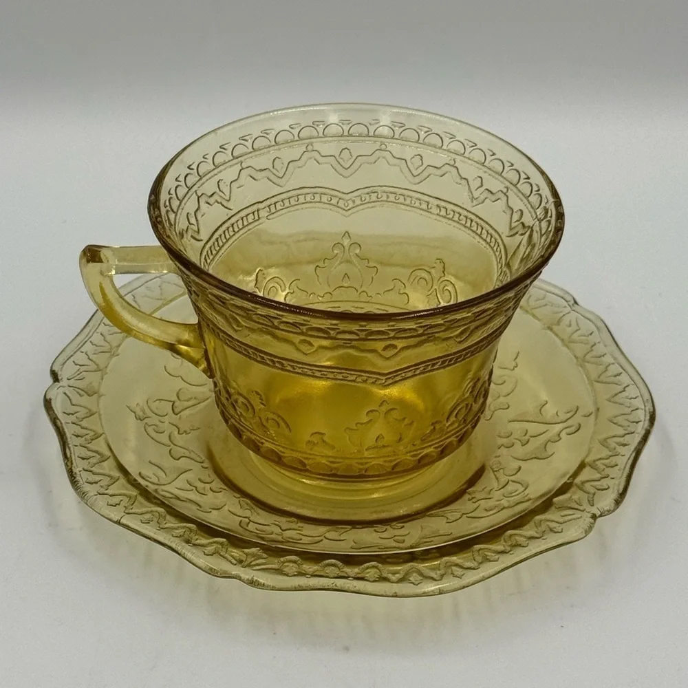 Vintage Federal Patrician Spoke Amber Depression Glass Cup and Saucer Set